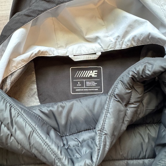 AEO 3-in-1 Windbreaker/Puffer Jacket - Picture 9 of 12